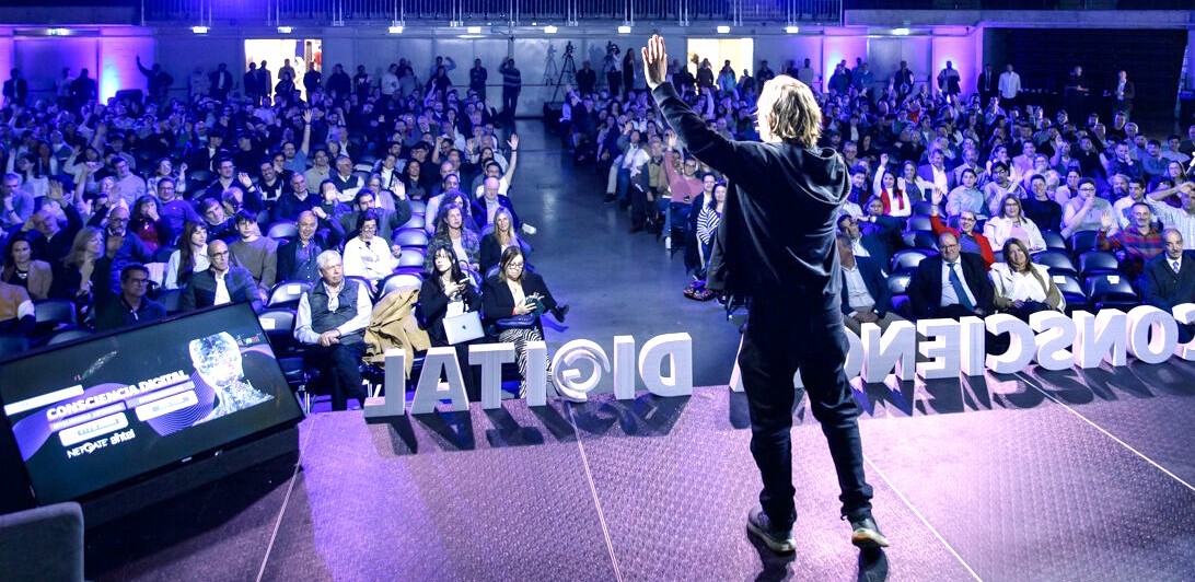 público asistente al evento de Antel Arena